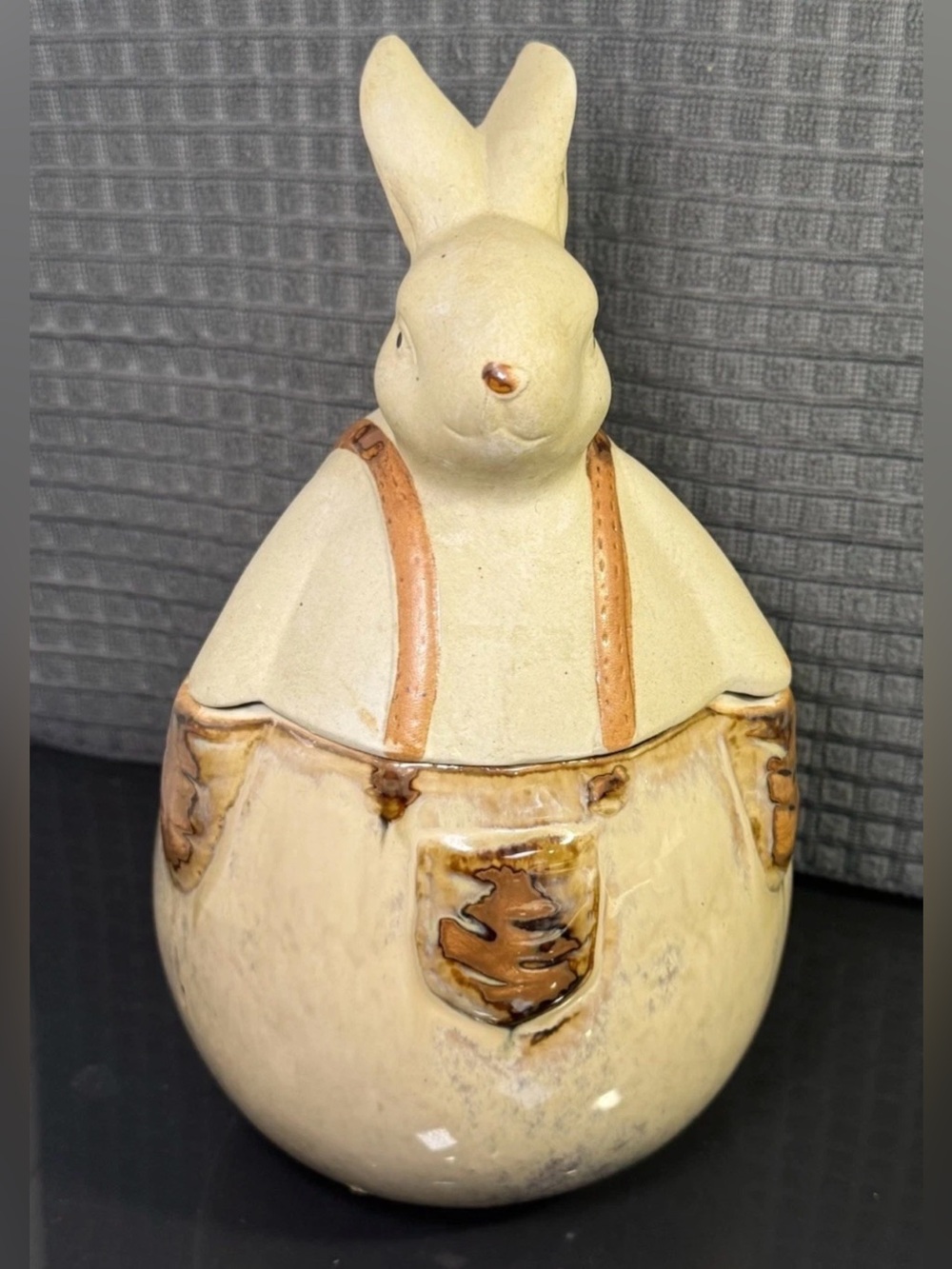 Vintage Bunny Rabbit Cookie Jar Ceramic
Bisque Farmhouse Rustic Beige Brown